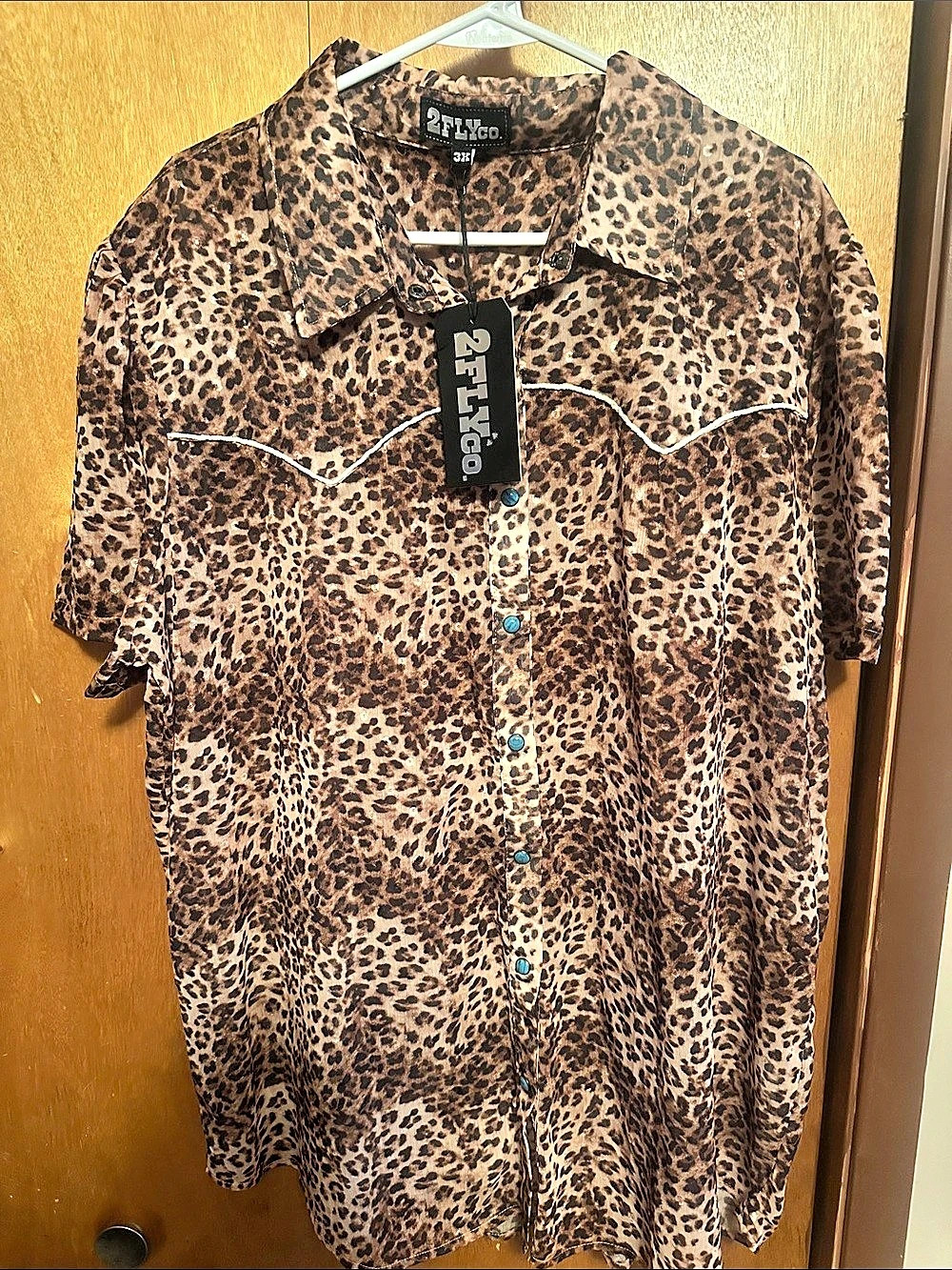 New Size 3X Leopard Print Button Down Shirt NWT